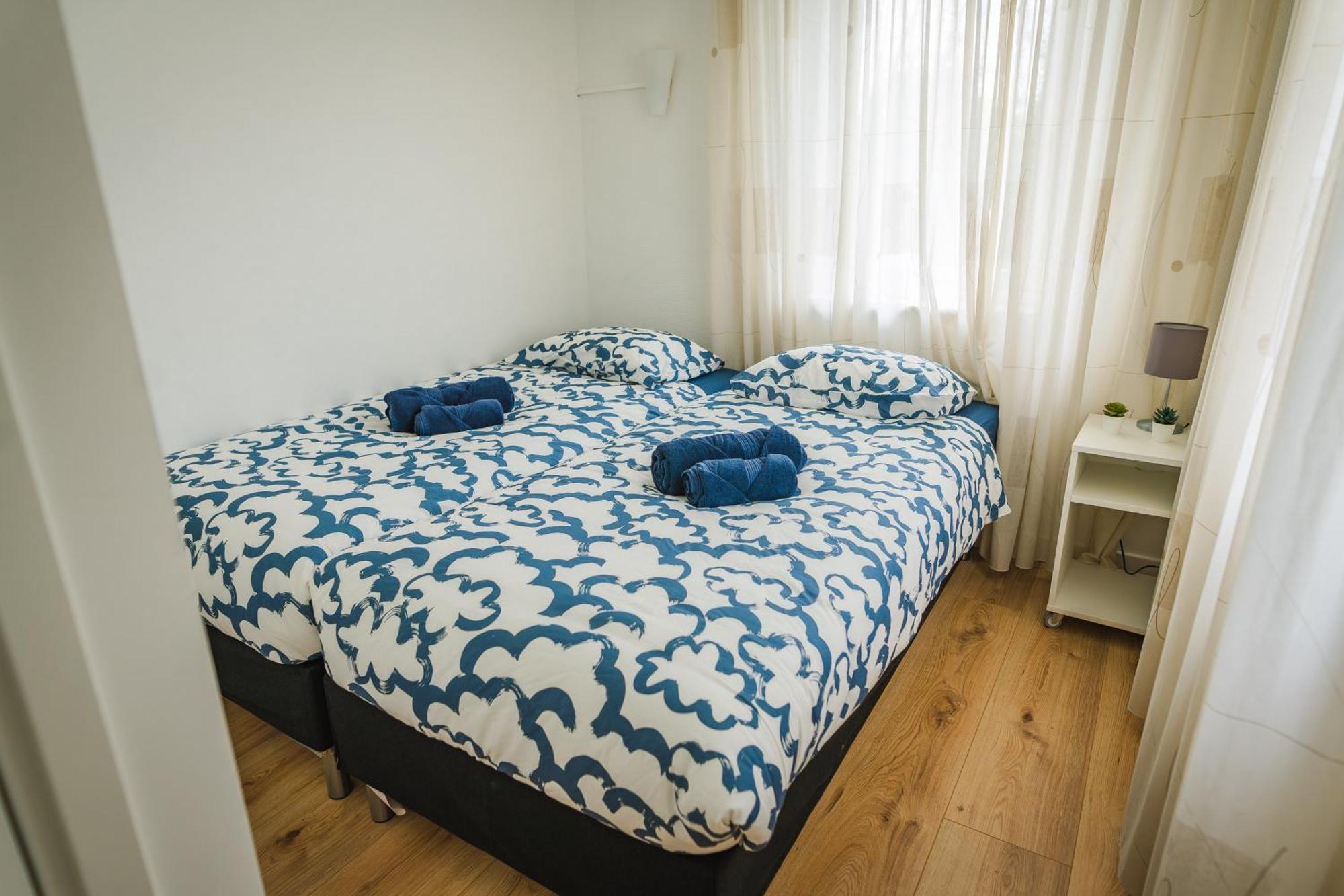 Villa Newly Renovated Luxurious / Hottub / Sauna / 7 Bedrooms